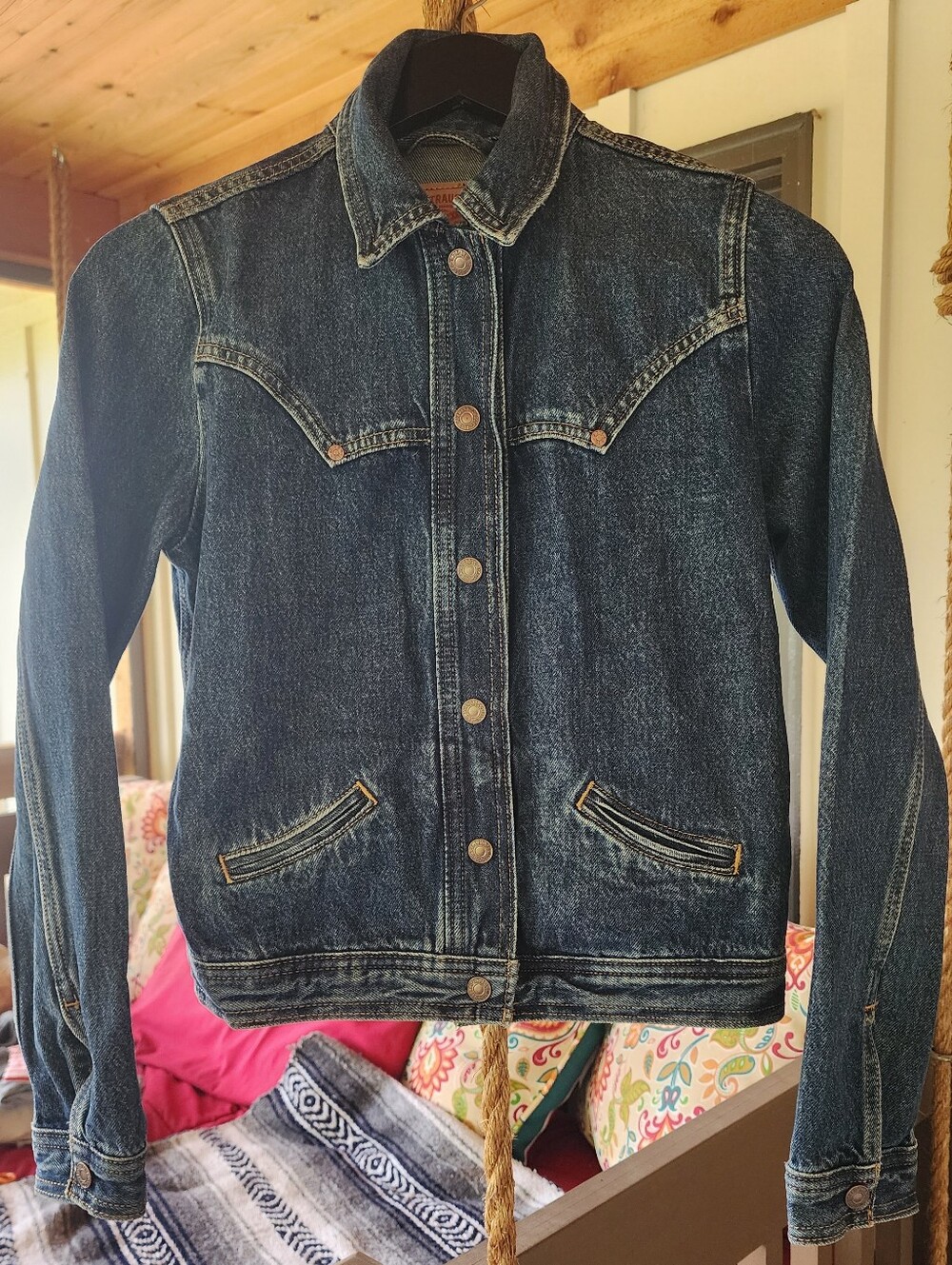 Levi's Women's *Western* Trucker Denim Jacket Dark Indigo Wash XS